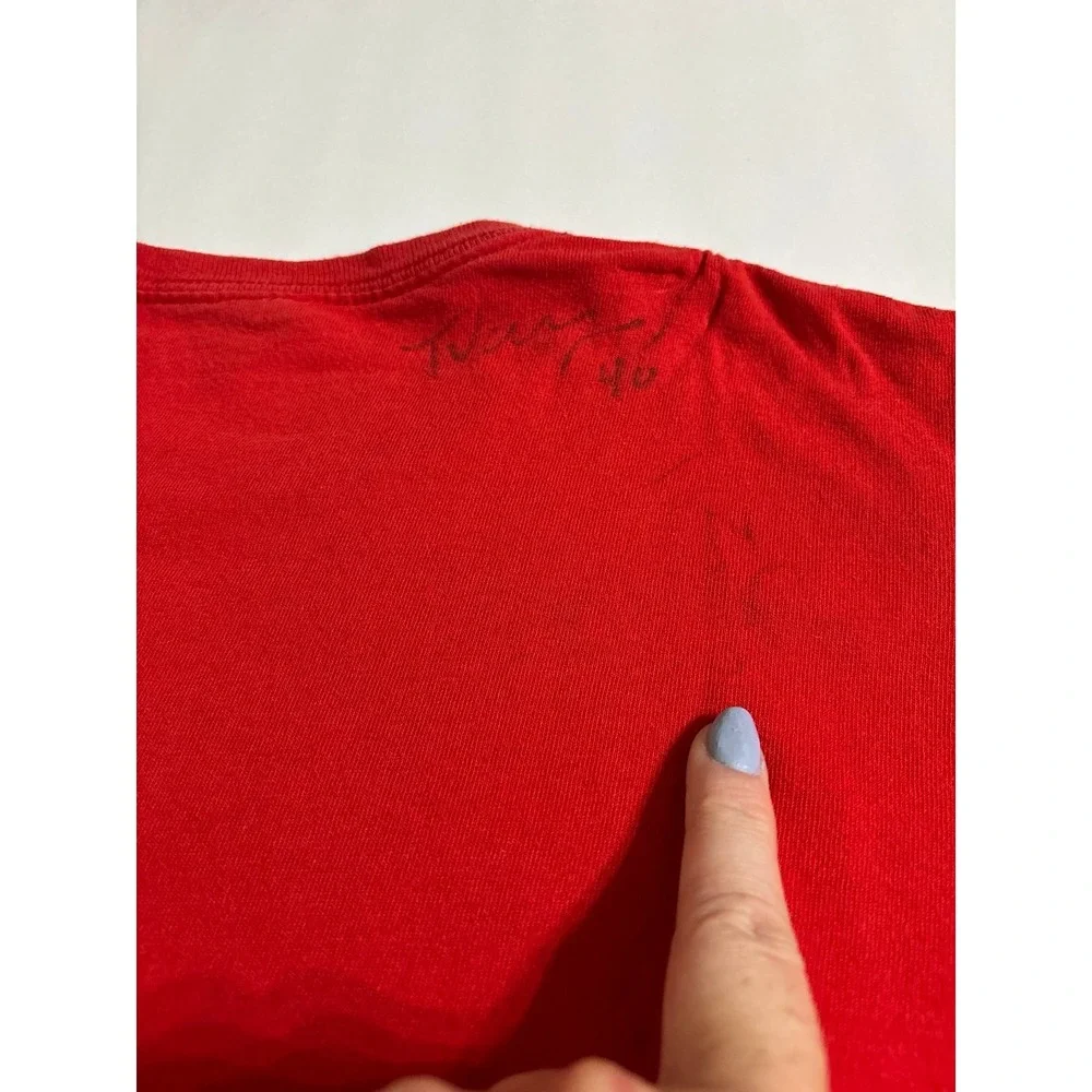Buffalo Bills FLAG tshirt w/ Josh Allen autograph Signature (Total 3 signatures)